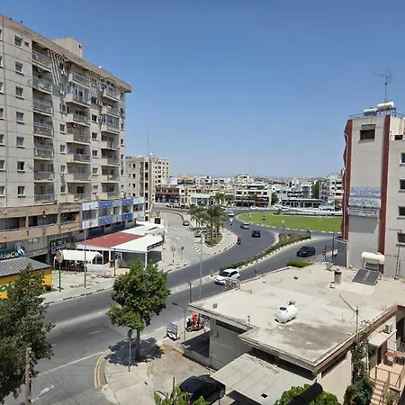 One Bedroom Aptm דירה