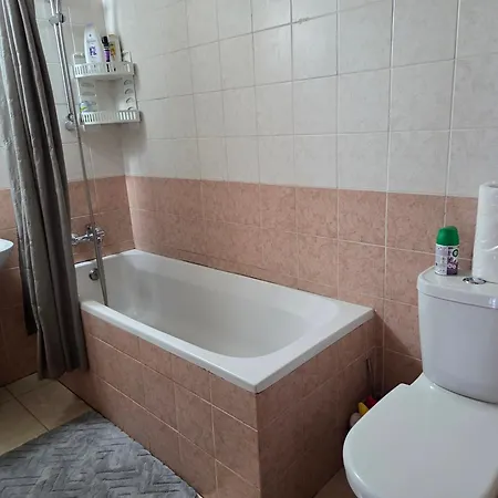 Апартаменти One Bedroom Aptm Ларнака